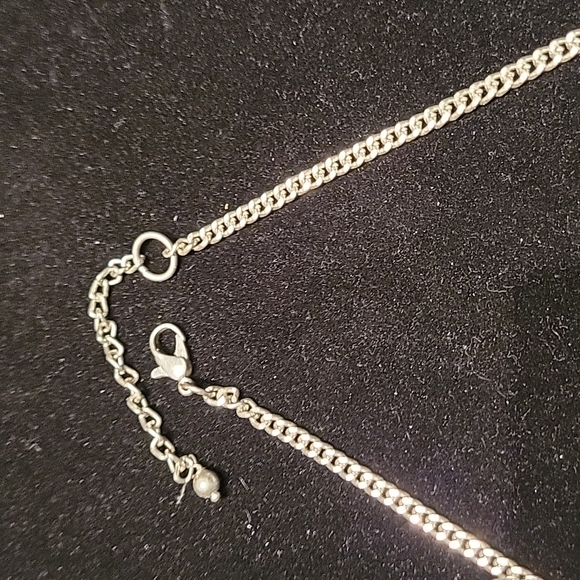 Jewelry - Picture 5 of 5